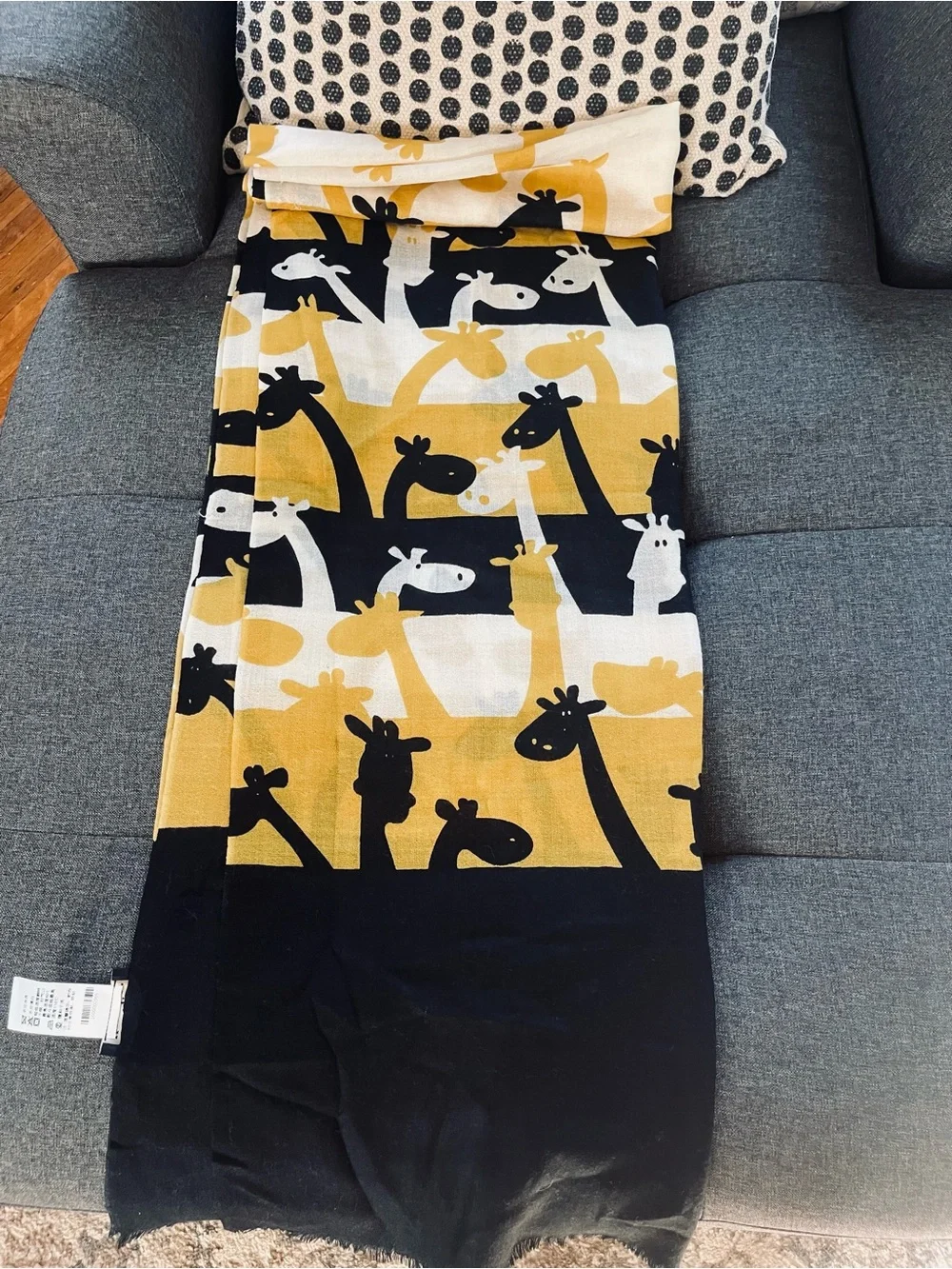 Modern giraffe printed scarf/ pashmina